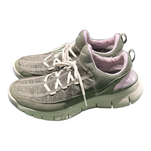 Nike Free Women’s DRC Shoes Size 10.
